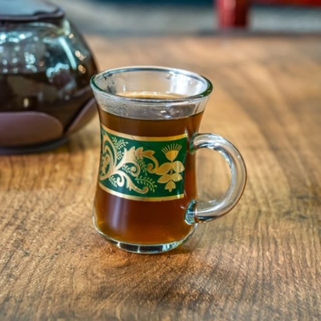 Red Tea شاي أحمـر.