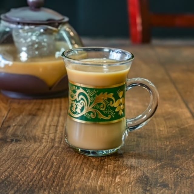 Adeni Tea شاي عدني.